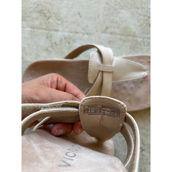 Vionic Karley T Strap Sandals Sz 7.5 - Picture 7 of 8